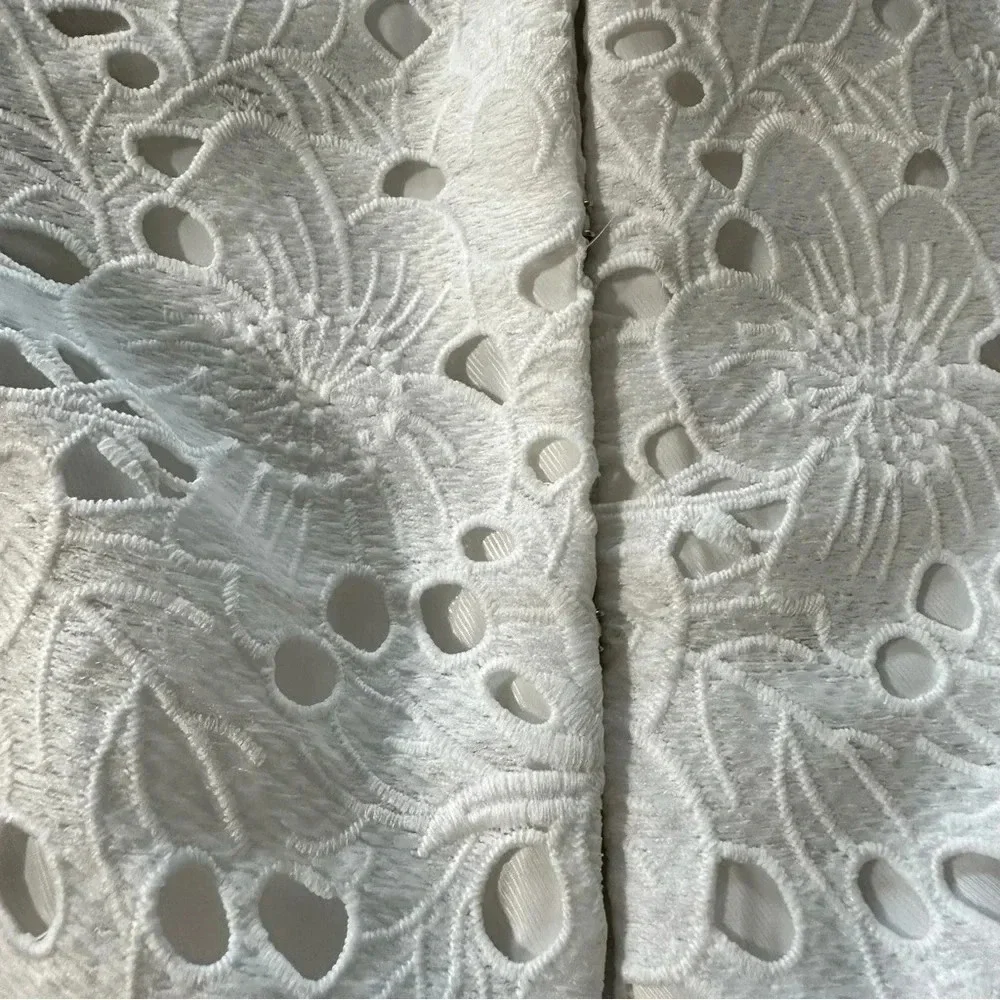 Banana Republic women's size 10 white floral lace blazer - Picture 3 of 5